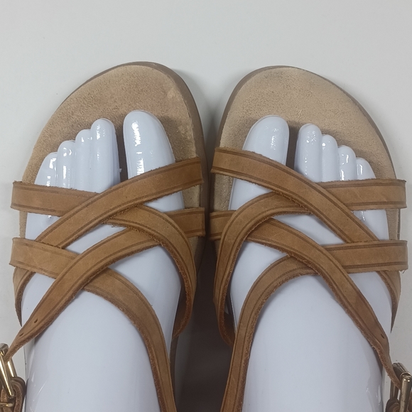GH Bass Sandals Leather Strappy Tan Gold Buckle Women Size 8.5 or 8 1/2 - Picture 4 of 11